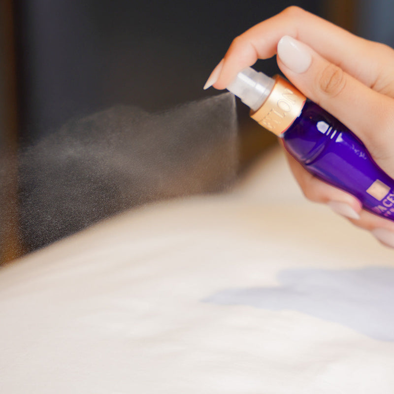 Dream Essence Mist - Raspršite po tijelu, jastucima i posteljini nakon kupanja ili prije spavanja. Ostavite. Udahnite i opustite se.